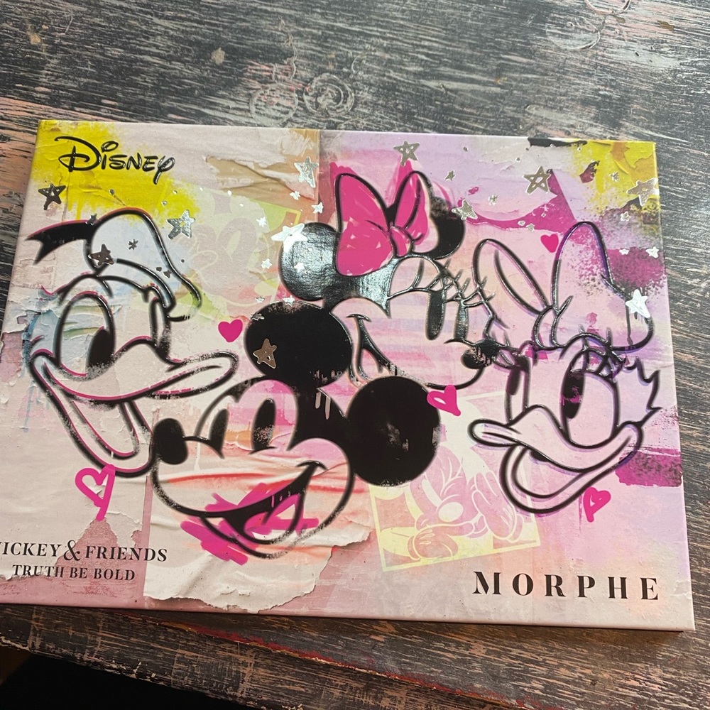 Morphy Disney eyeshadow palette never used